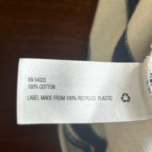 🔴$5 DEAL🔴 Gap navy stripe elbow sleeve dress with zipper back - Picture 8 of 9